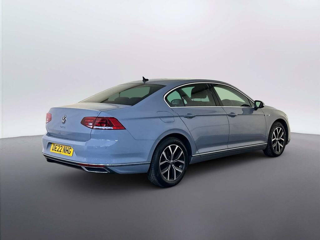Volkswagen Passat 2.0 Tdi Evo Scr R-line Dsg White #8