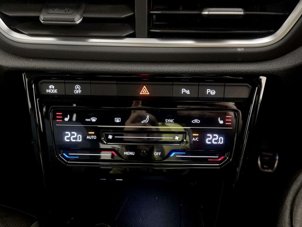 Volkswagen T-Roc R-line White #22