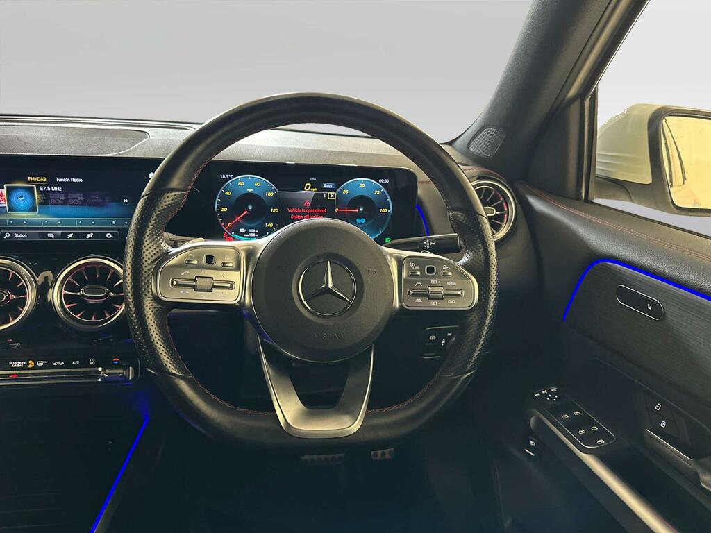 Mercedes-Benz EQB Amg Line Black #15