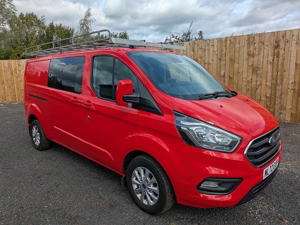 Ford Transit Custom 300 Ecoblue Limited Red