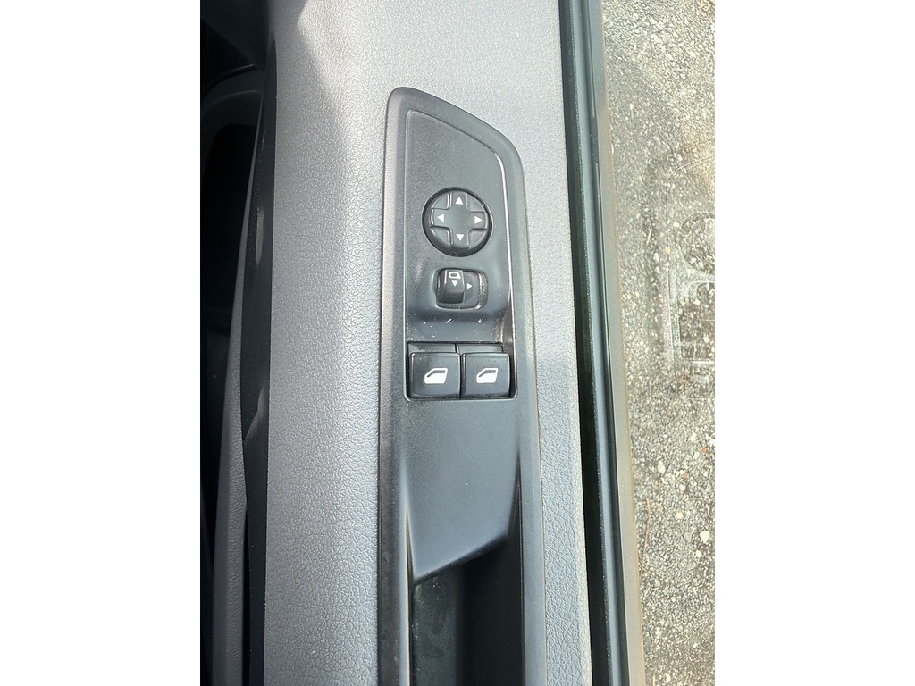 Vauxhall Vivaro 2900 1.5D 100Ps Dynamic H1 Van White #16