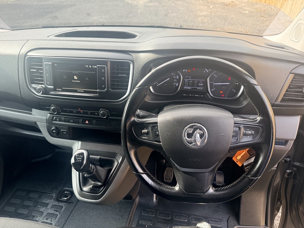 Vauxhall Vivaro 2900 1.5D 100Ps Dynamic H1 Van White #20