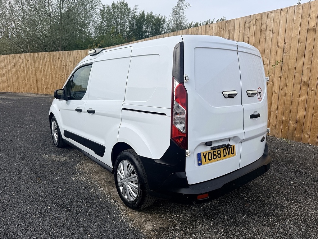 Ford Transit Connect 220 Ecoblue White #5