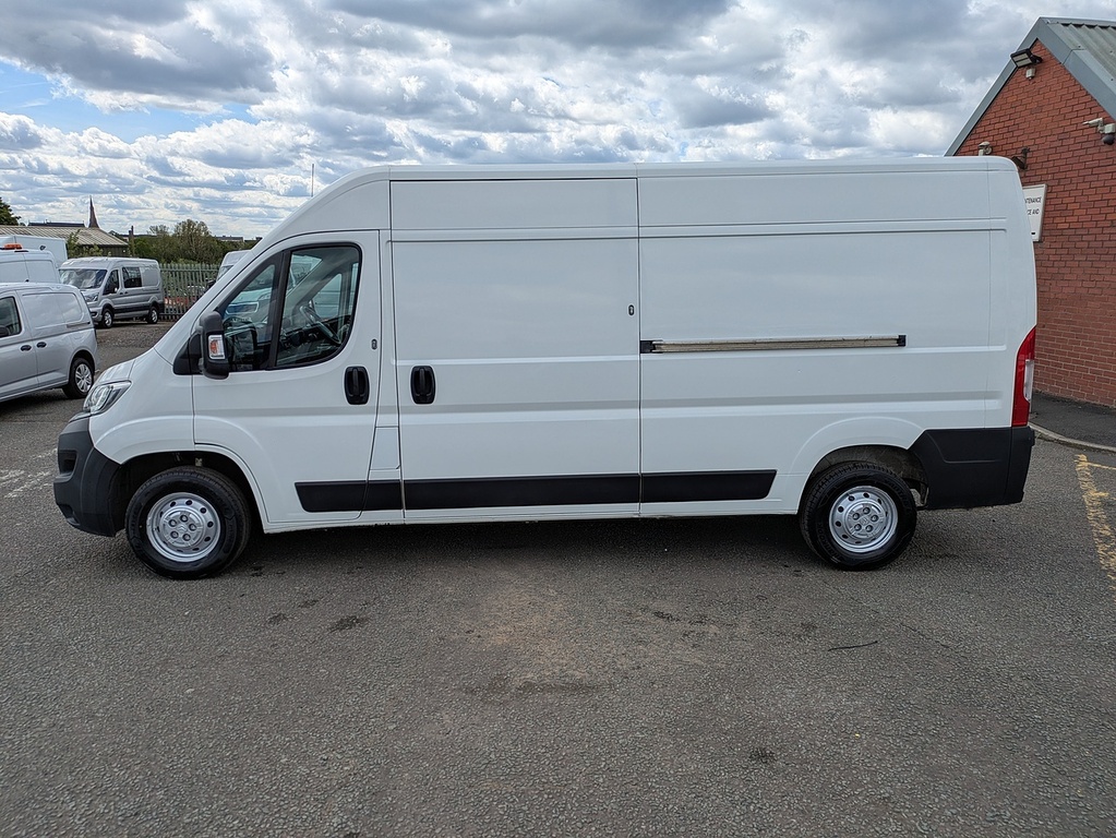 Citroen Relay Bluehdi 35 Enterprise White #4