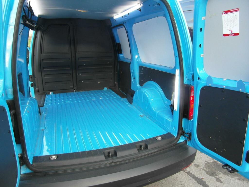 Volkswagen Caddy Maxi 2L Startline 6Dr Blue #13