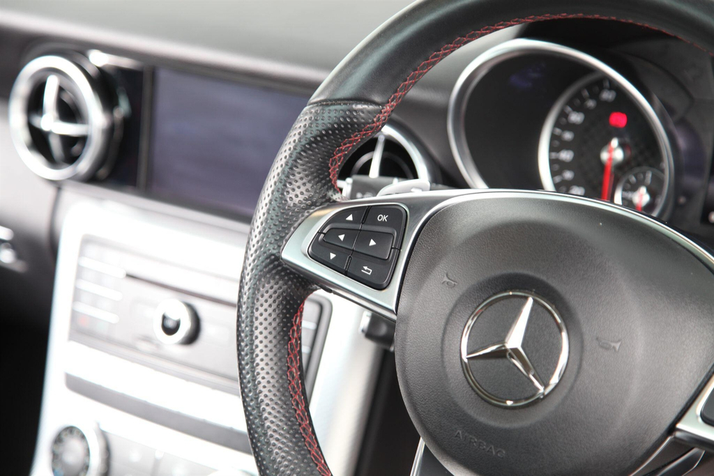 Mercedes-Benz SLC Amg White #19