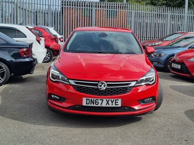 Vauxhall Astra 1.6 Cdti Ecoflex Elite Hatchback Red #2