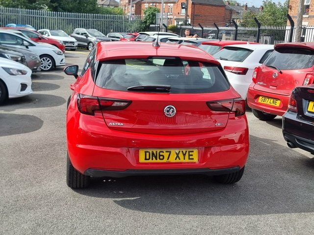 Vauxhall Astra 1.6 Cdti Ecoflex Elite Hatchback Red #3