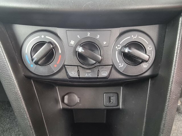 Suzuki Swift 1.2 Dualjet Sz4 4X4 Nav White #14