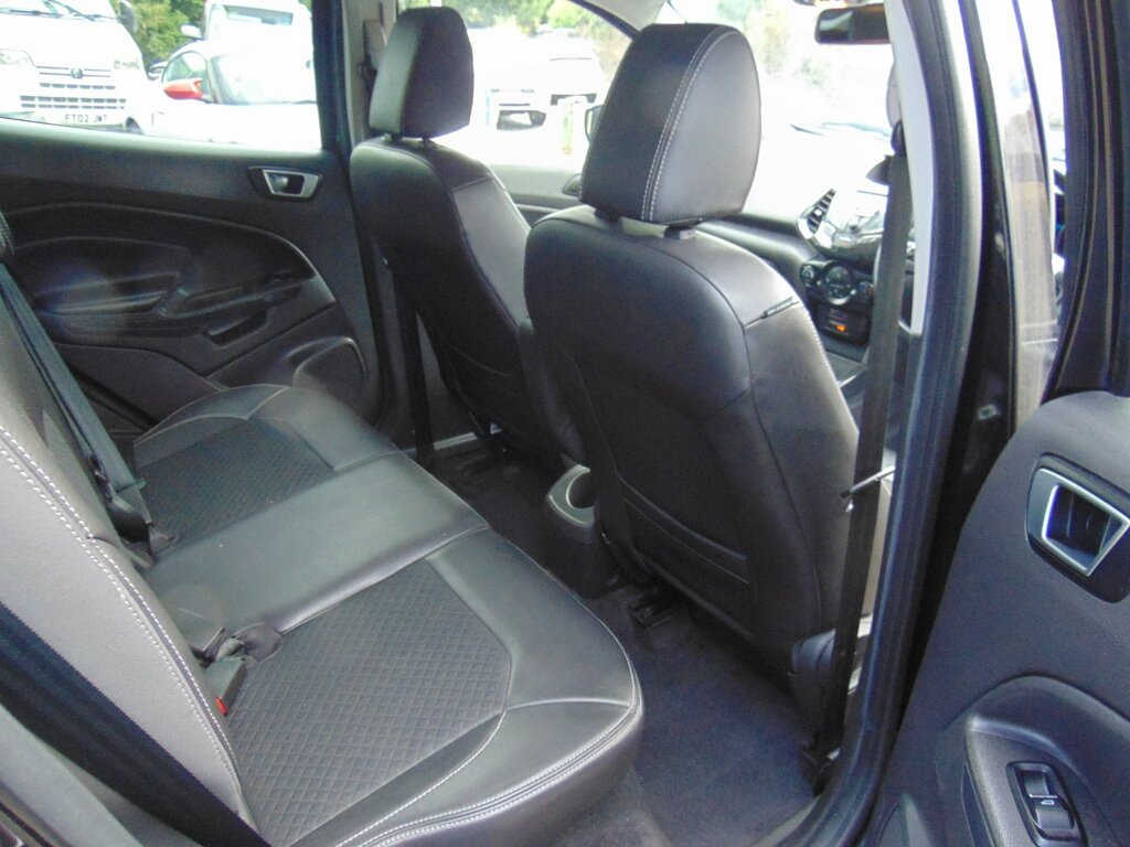 Ford Ecosport 1.0T Ecoboost Titanium Suv 2Wd E Black #5