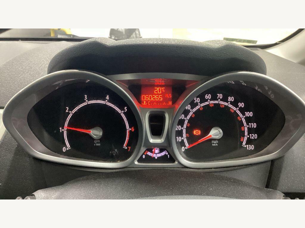 Ford Fiesta Hatchback Grey #10