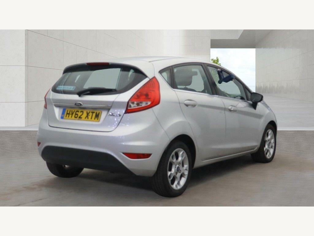 Ford Fiesta Hatchback Grey #4