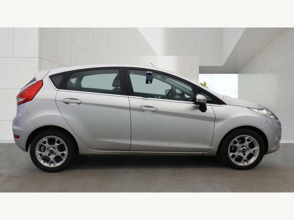 Ford Fiesta Hatchback Grey #5
