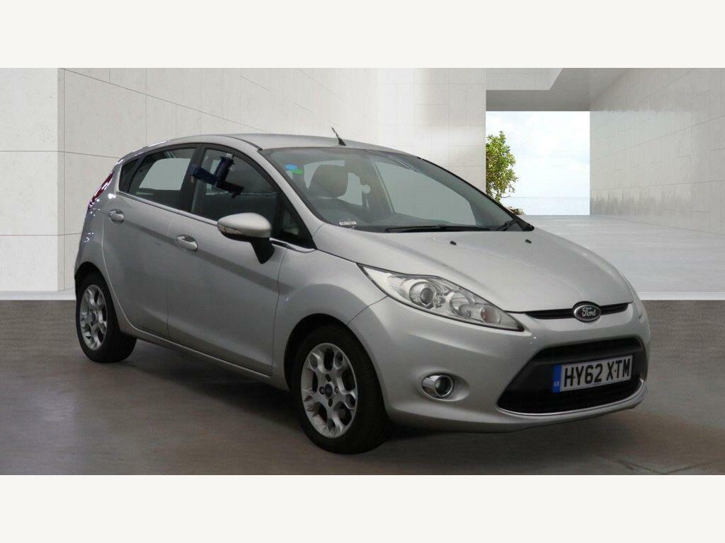 Ford Fiesta Hatchback Grey #1