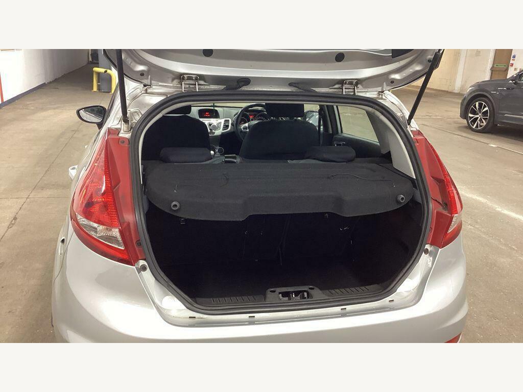 Ford Fiesta Hatchback Grey #13