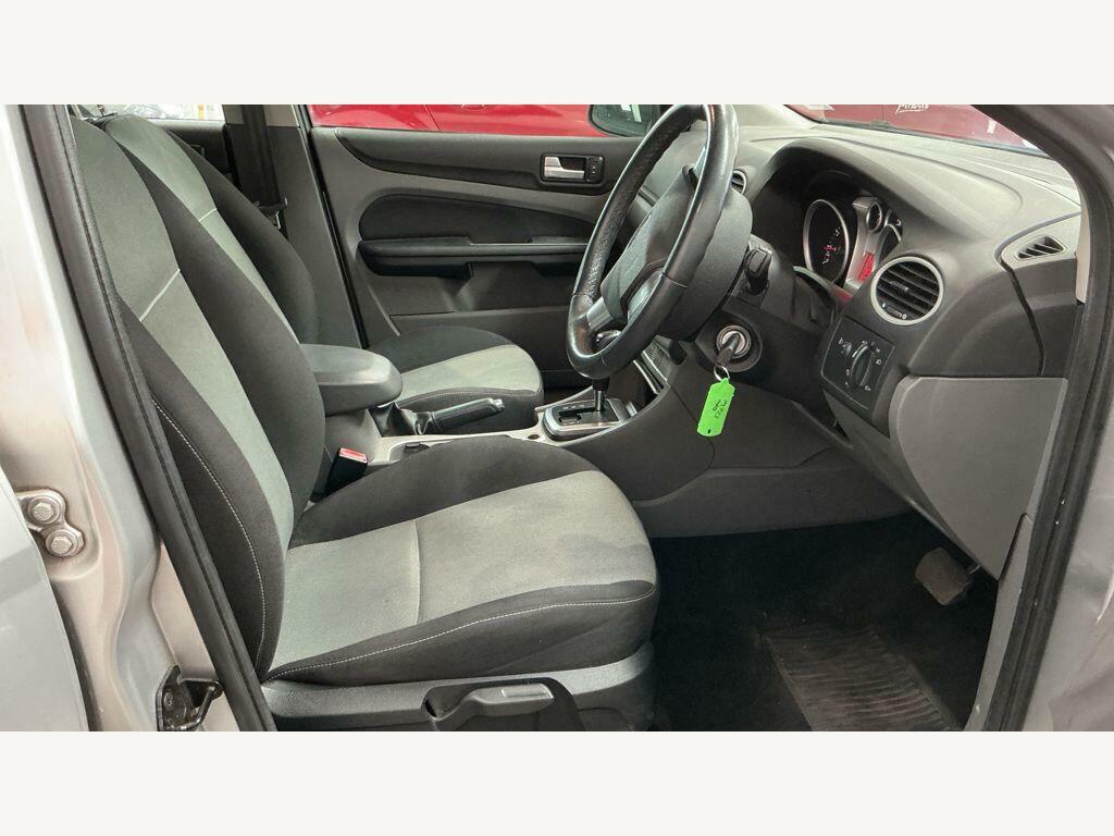 Ford Focus 1.6 Zetec Finance Blue #2