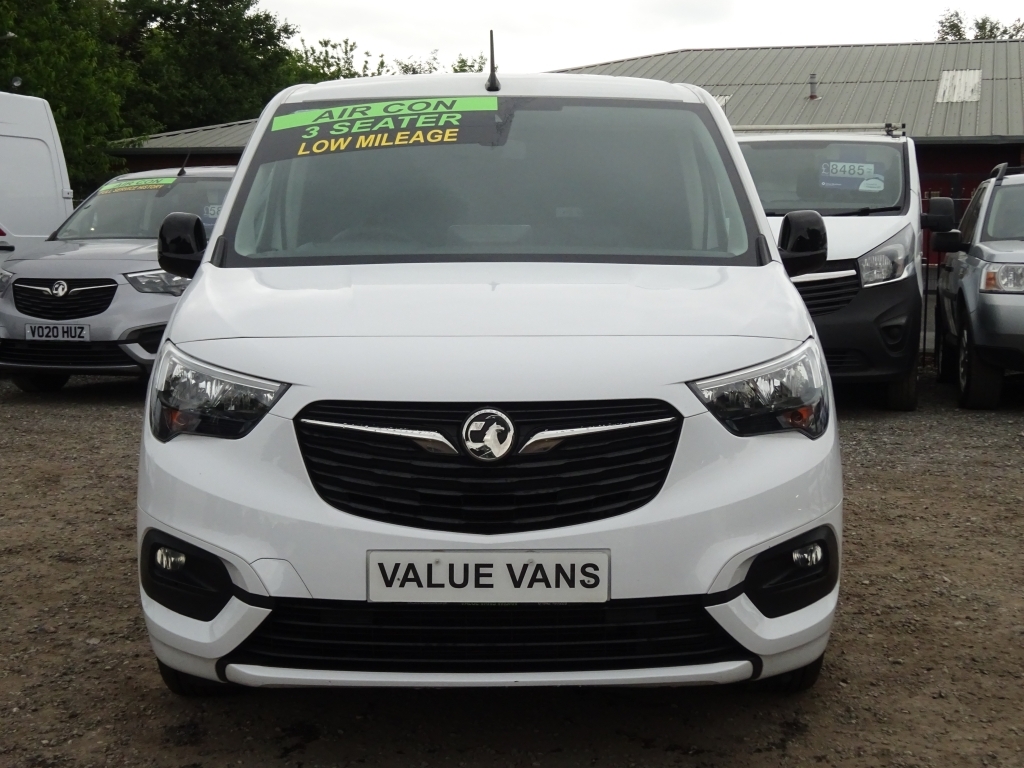 Vauxhall Combo Cargo Pro L2 White #2