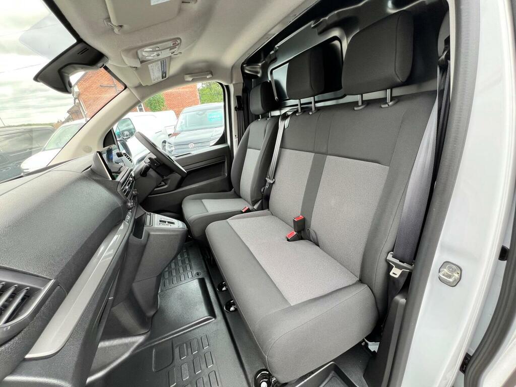 Peugeot E-Expert E 1000 50Kwh Professional Compact Panel Van 6Dr El White #20