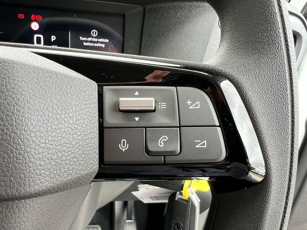 Peugeot E-Expert E 1000 50Kwh Professional Compact Panel Van 6Dr El White #27