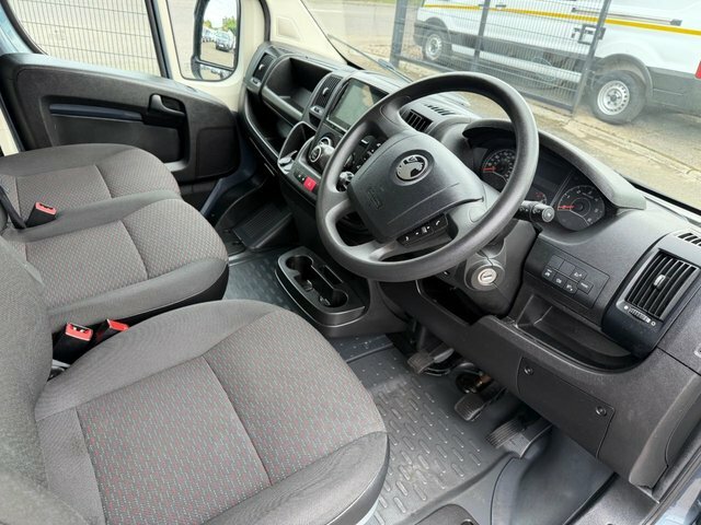 Vauxhall Movano Cdti 3500 Biturbo Prime Grey #3