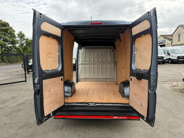 Vauxhall Movano Cdti 3500 Biturbo Prime Grey #4