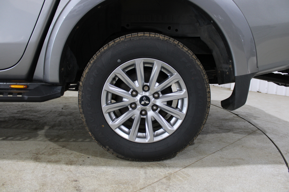Mitsubishi L200 Di-d 4Wd Warrior Blue #29