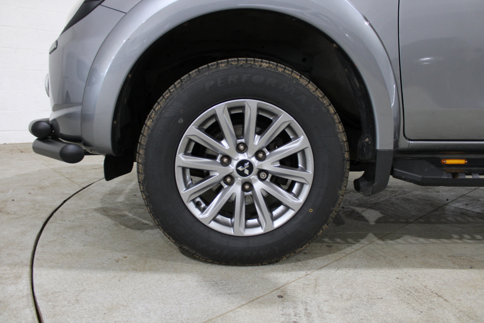 Mitsubishi L200 Di-d 4Wd Warrior Blue #28