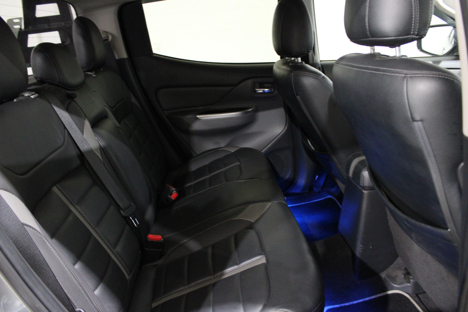 Mitsubishi L200 Di-d 4Wd Warrior Blue #21