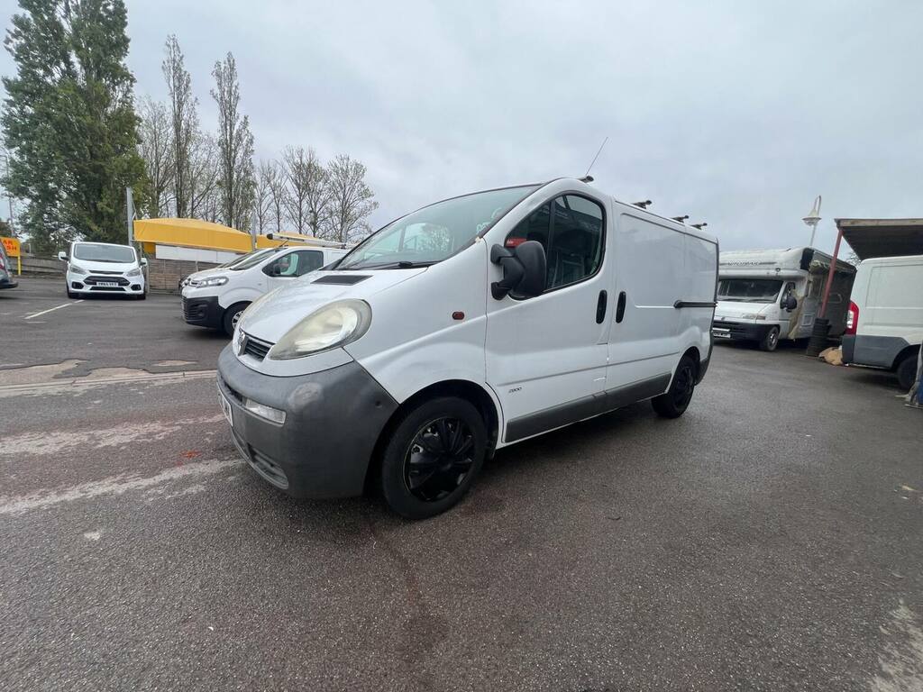 Vauxhall Vivaro White #2