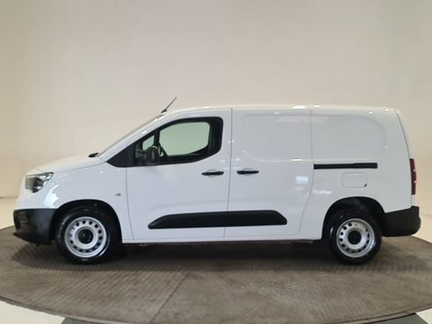 Vauxhall Combo 1.5 Turbo D White #4