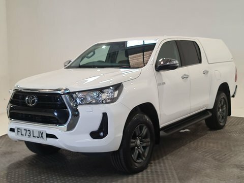 Toyota HILUX 2.4 D-4d Icon #2