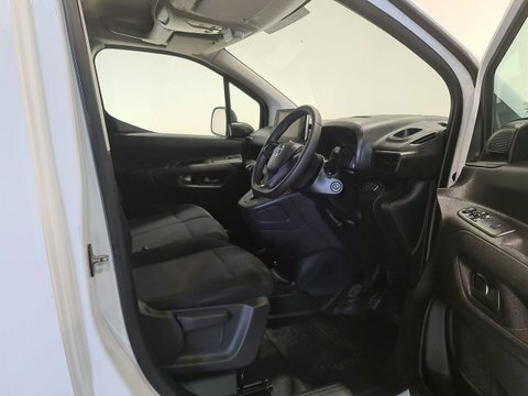 Vauxhall Combo 2300 1.5 Turbo D 100Ps H1 Elite Van 6 Speed Lwb White #16