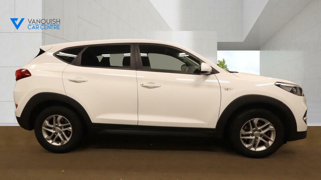 Hyundai Tucson Suv Silver #4