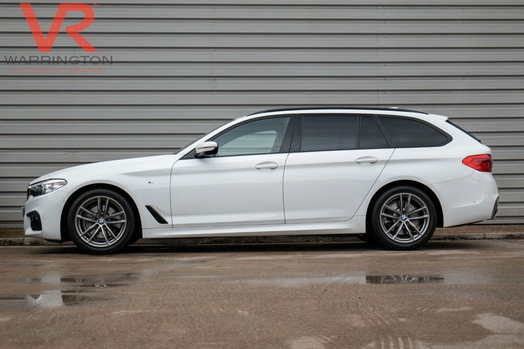 BMW 5 Series 2L M Sport White #6