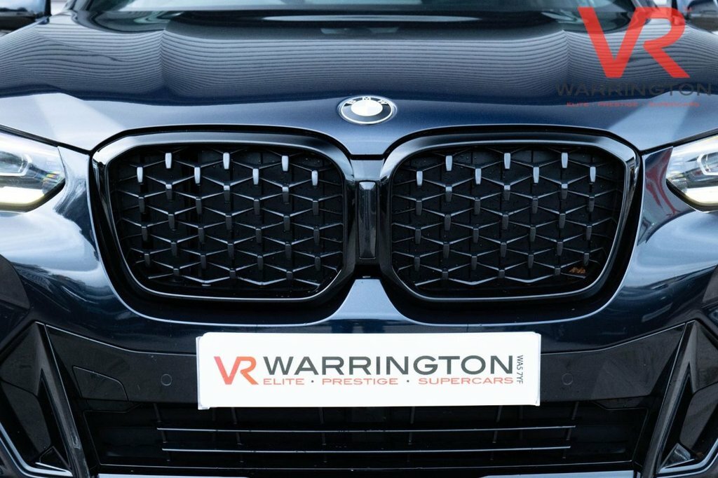 BMW X4 X4 M40d Black #34