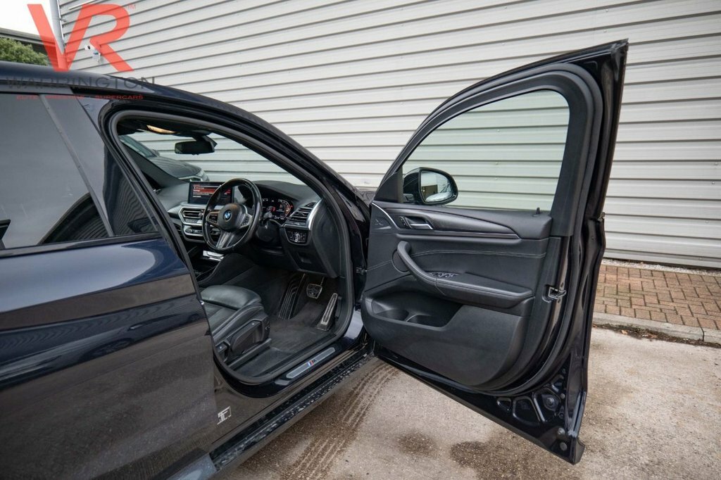 BMW X4 X4 M40d Black #19
