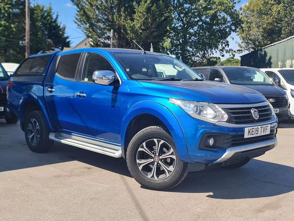Fiat Fullback LX Pickup Double Cab 4Wd Euro 6 Euro Blue