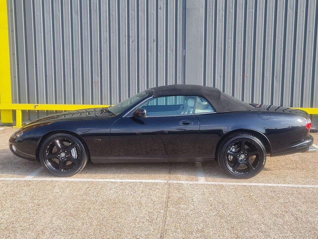 Jaguar XKR Supercharged Convertible Black #4