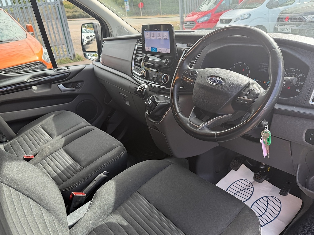 Ford Transit Custom 2.0 Ecoblue 170Ps Low Roof Dcab Sport Van Black #15