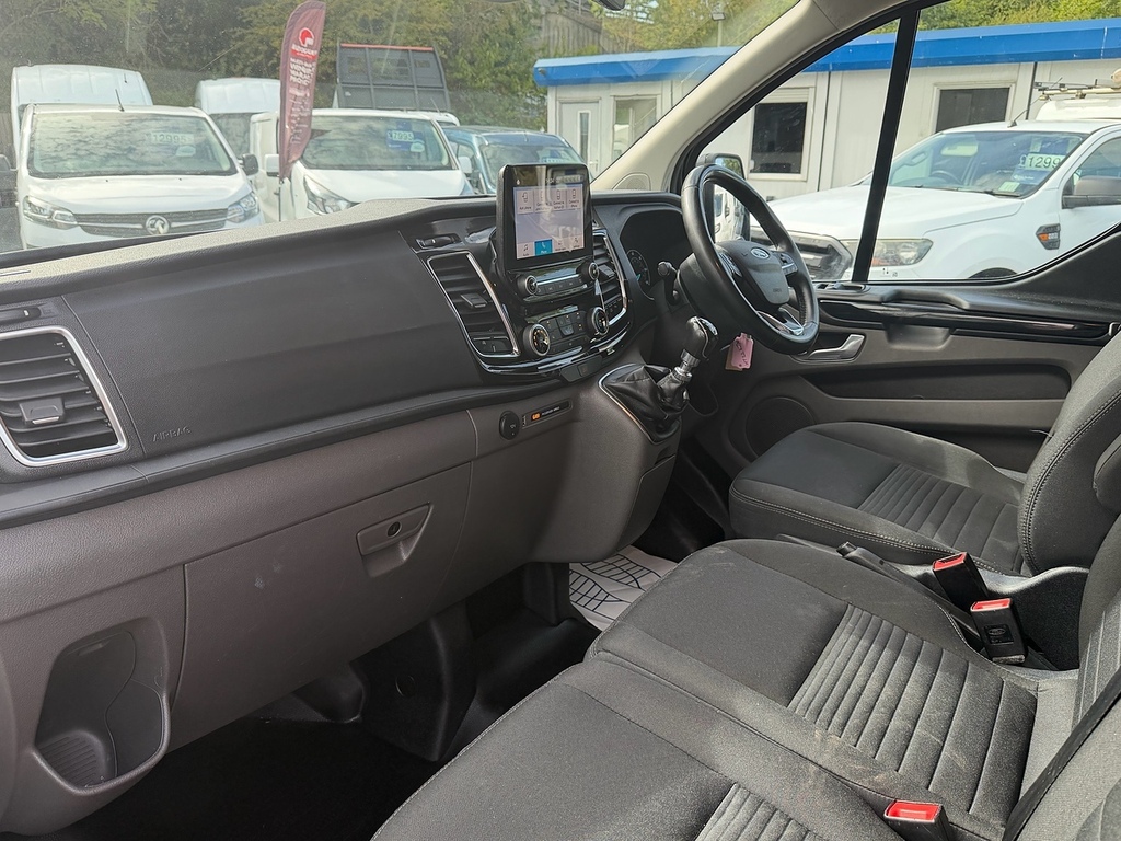 Ford Transit Custom 2.0 Ecoblue 170Ps Low Roof Dcab Sport Van Black #13