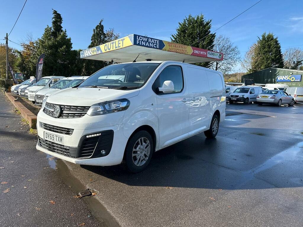 Vauxhall Vivaro 1.5 Turbo D 2900 Sportive Panel Van Man White #3