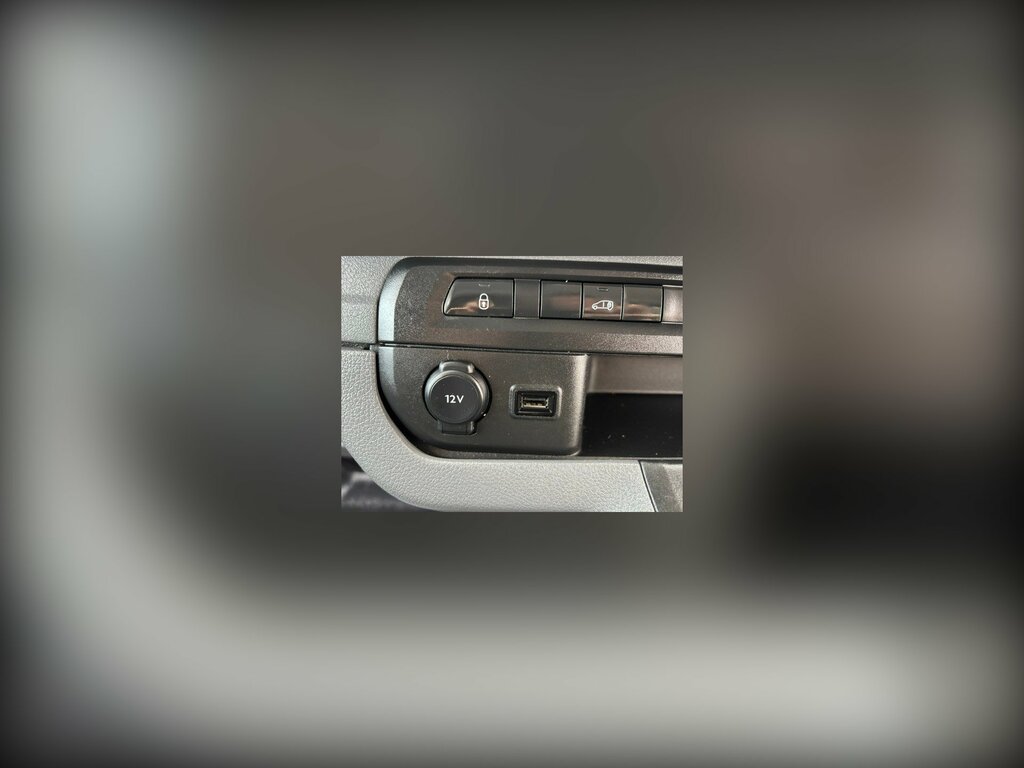 Vauxhall Vivaro Mpv White #11