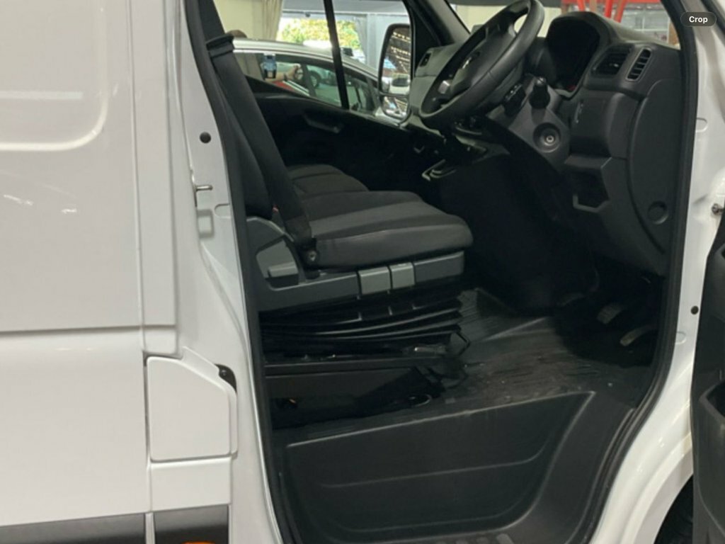 Renault Master 2.3L Business White #4