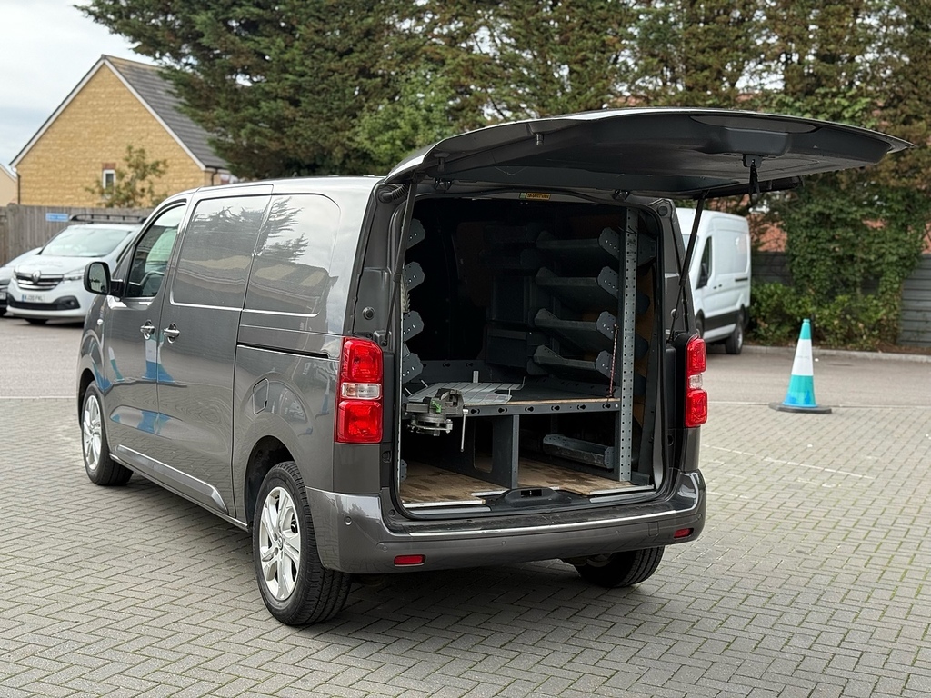 Vauxhall Vivaro 2.0 Turbo D 3100 Pro Panel Van 6Dr L Black #7