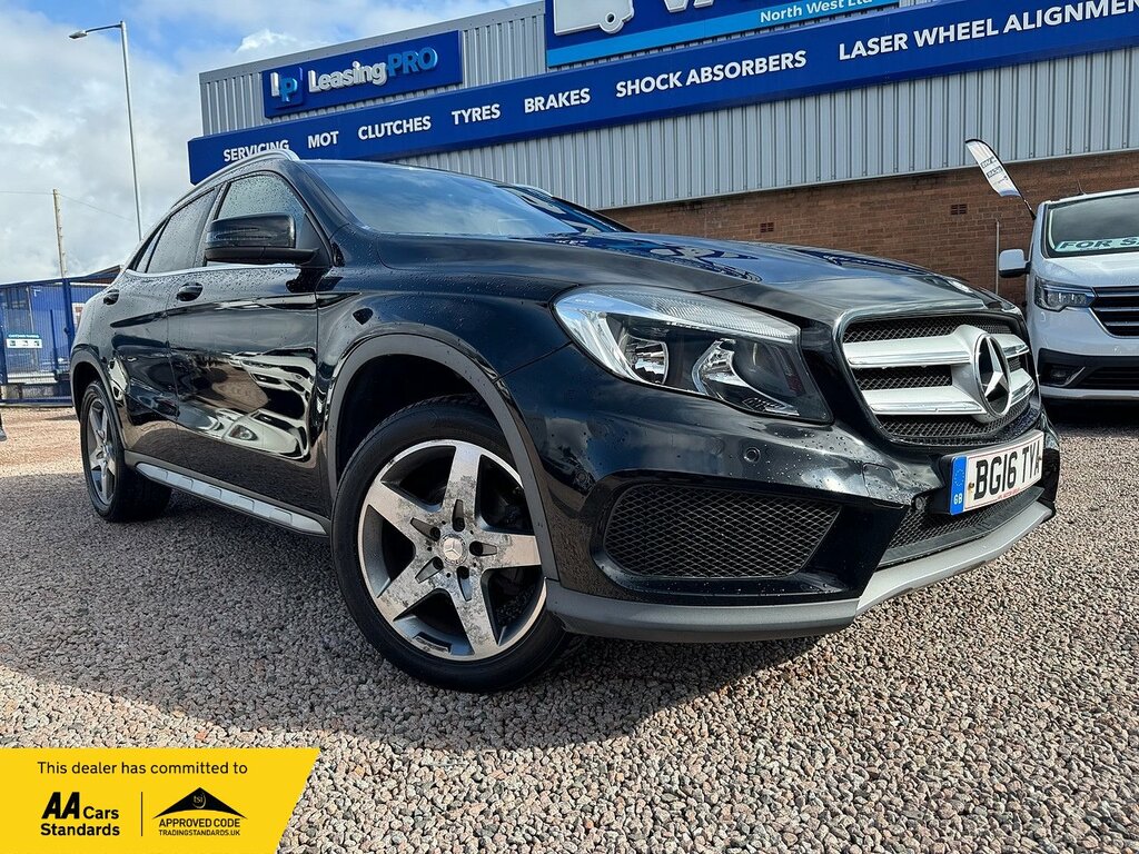 Mercedes-Benz GLA Class Gla200d Amg Line Black