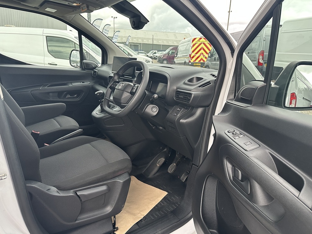 Vauxhall Combo 1.5D 100 L1 H1 Pro Van Grey #21
