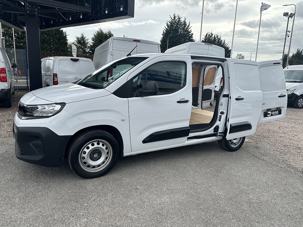 Vauxhall Combo 1.5D 100 L1 H1 Pro Van Grey #25