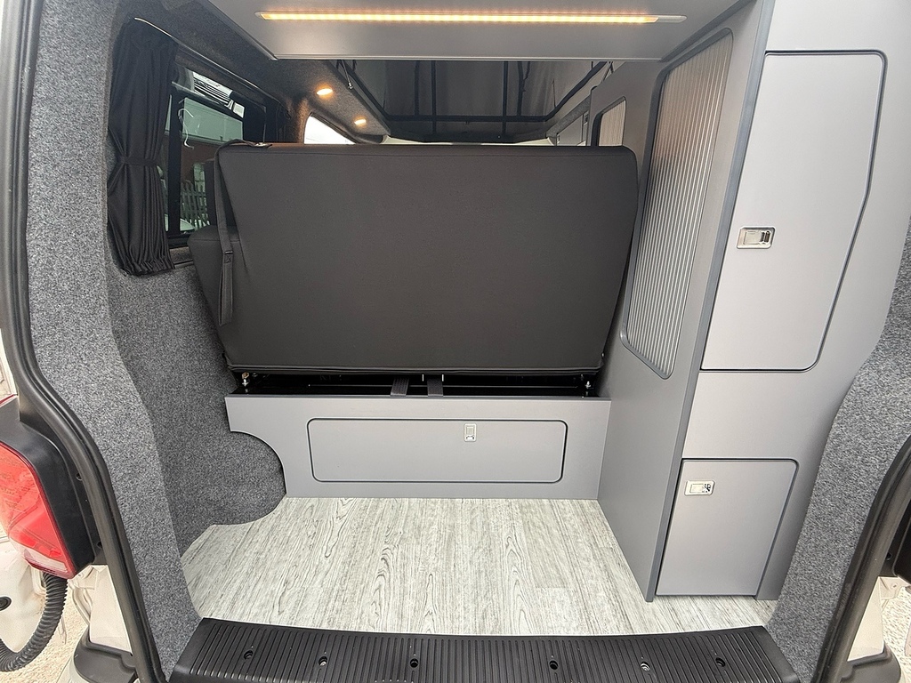 Volkswagen Transporter  Blue #16