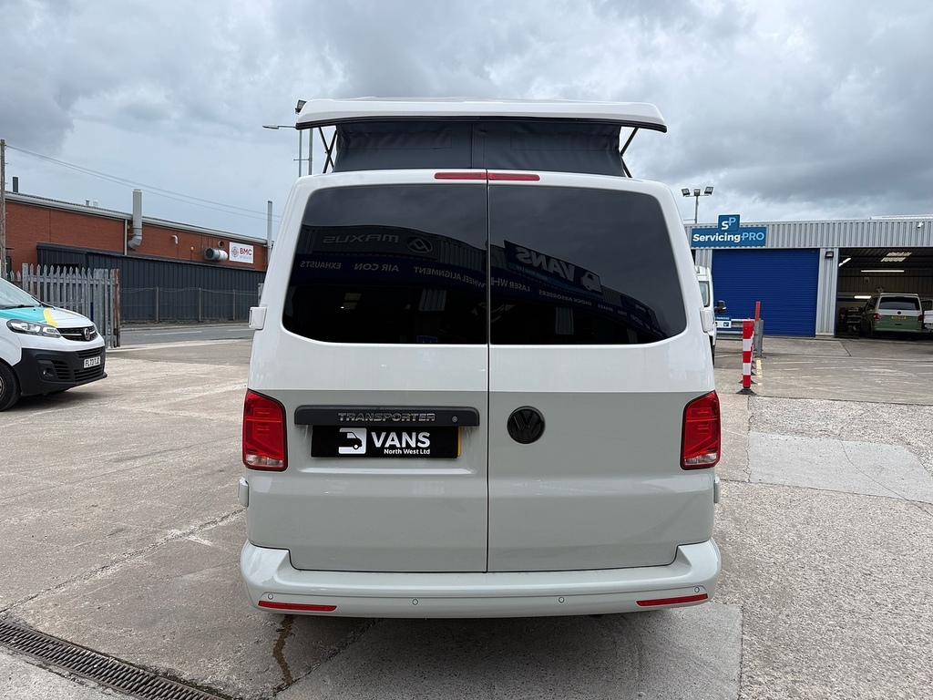 Volkswagen Transporter Tdi T32 Camper White #6