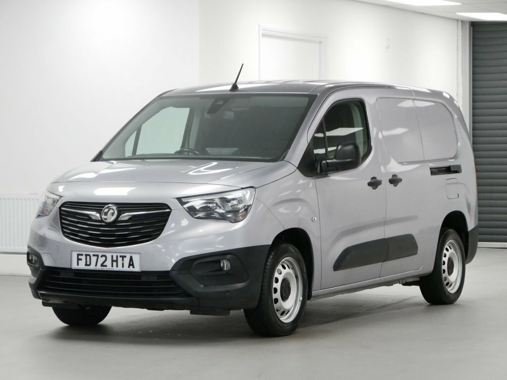 Vauxhall Combo 1.5L Turbo D 2300 Prime Panel Van 6Dr Manua Grey